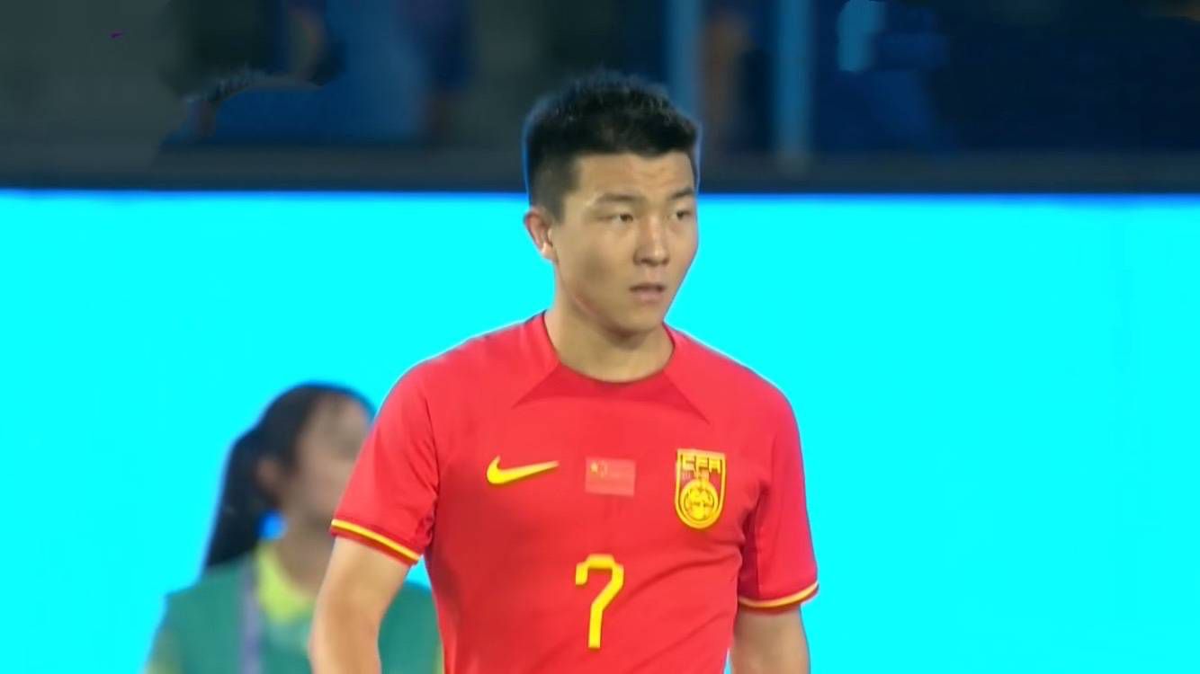 国米1-0领先博洛尼亚加时赛第21分钟，博洛尼亚的角球，利科扬尼斯开向后点，皮球在出底线前被勾了回来，别克马破门！